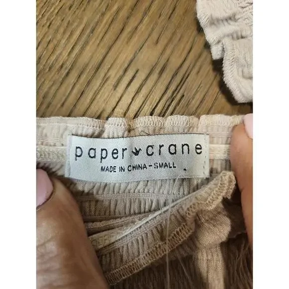 Nwt Paper Crane Ruffled Strap Crop Top in Cream 1057 - Picture 5 of 5